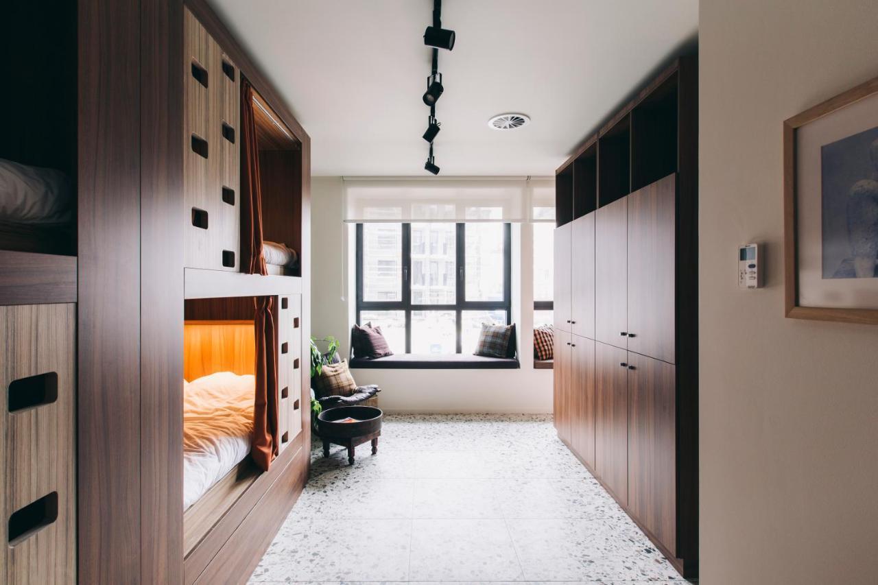 Yust Liege Hotel ภายนอก รูปภาพ