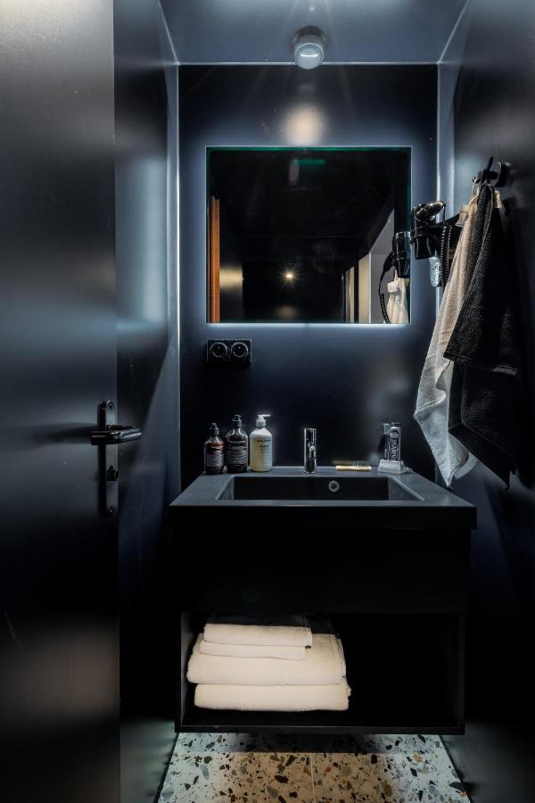 Yust Liege Hotel ภายนอก รูปภาพ